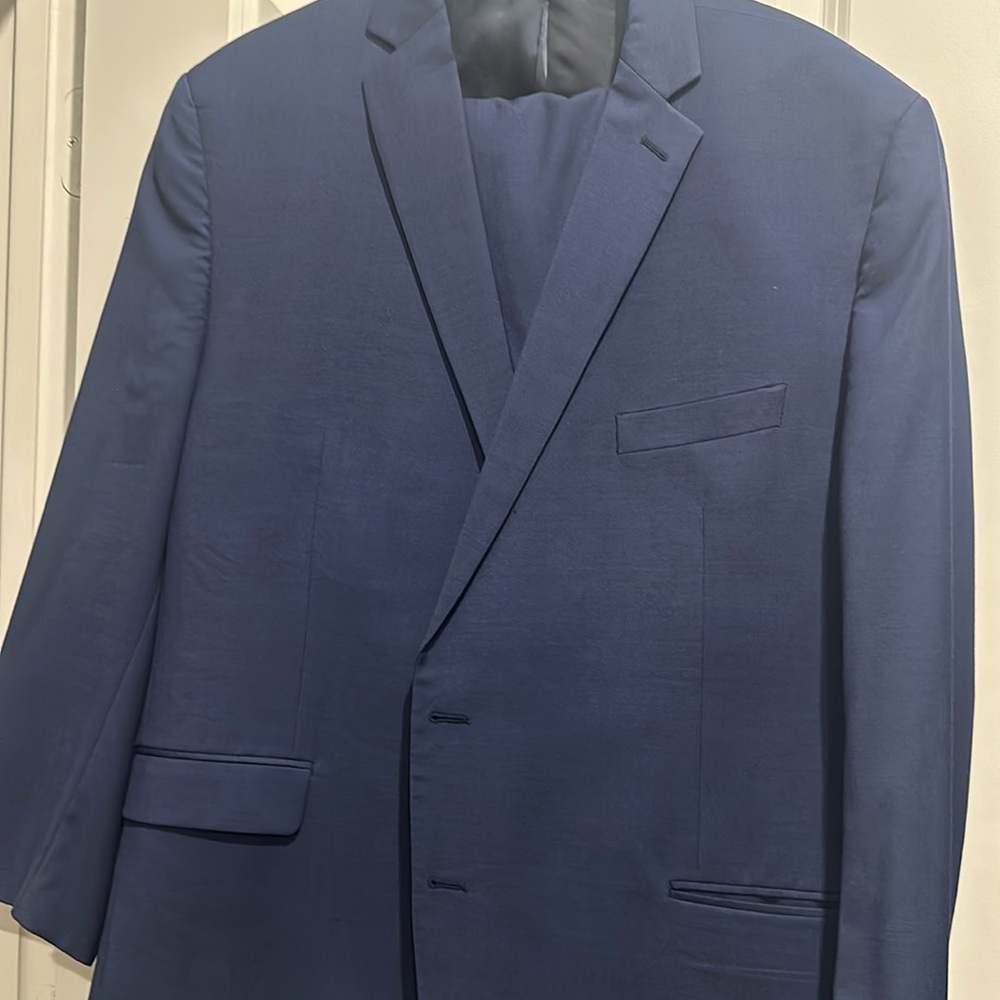 Nice Calvin Kline suite blue
